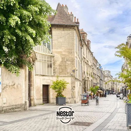 La Casa Moderna — Quiet, Modern Caen
