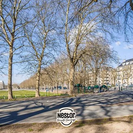 La Casa Moderna — Quiet, Modern * קאין